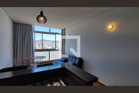 Sala de apartamento para alugar com 1 quarto, 58m² em Santo Agostinho, Belo Horizonte