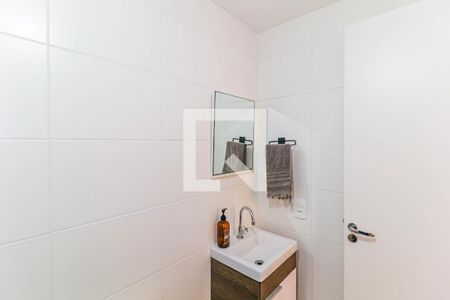 Banheiro de apartamento à venda com 1 quarto, 31m² em Jardim Caravelas, São Paulo