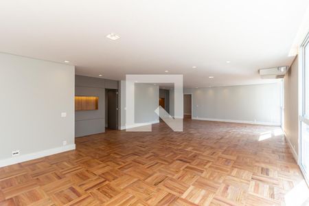 Apartamento à venda com 250m², 3 quartos e 2 vagasSala