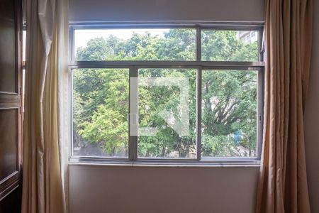 Sala de apartamento para alugar com 2 quartos, 70m² em Botafogo, Rio de Janeiro