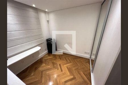 Apartamento à venda com 3 quartos, 171m² em Jardim Cambara, São Paulo