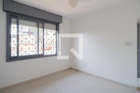 Sala de casa para alugar com 5 quartos, 200m² em Medianeira, Porto Alegre