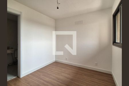 Suíte 1 de apartamento para alugar com 3 quartos, 158m² em Barra da Tijuca, Rio de Janeiro