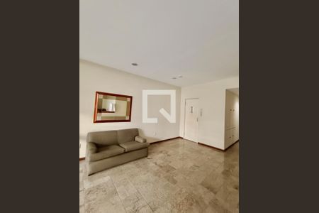 Apartamento para alugar com 144m², 4 quartos e 1 vaga Apartamento para alugar com 144m², 4 quartos e 1 vagaPortaria