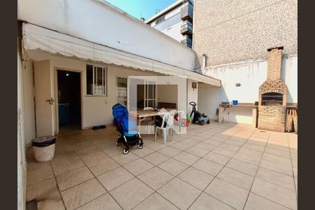 Apartamento para alugar com 144m², 4 quartos e 1 vaga Apartamento para alugar com 144m², 4 quartos e 1 vagaTerraço