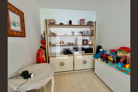 Apartamento para alugar com 144m², 4 quartos e 1 vaga Apartamento para alugar com 144m², 4 quartos e 1 vagaBrinquedoteca