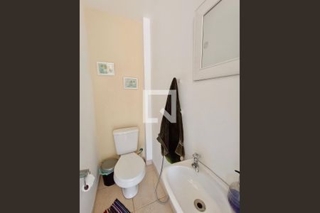 Apartamento para alugar com 144m², 4 quartos e 1 vaga Apartamento para alugar com 144m², 4 quartos e 1 vagaBanheiro serviço