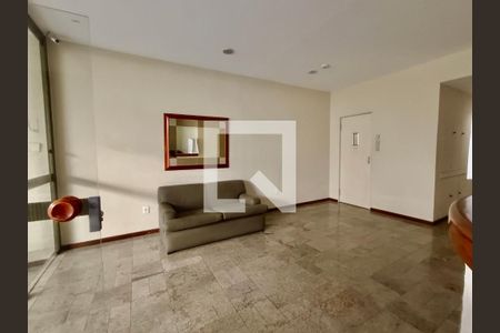 Apartamento para alugar com 144m², 4 quartos e 1 vaga Apartamento para alugar com 144m², 4 quartos e 1 vagaPortaria