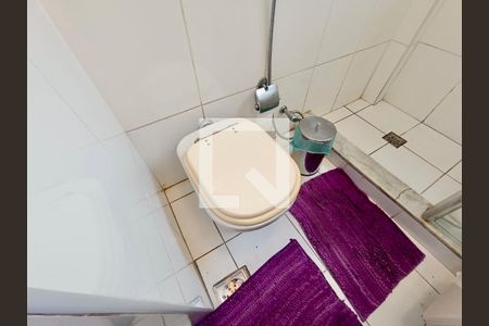 Apartamento para alugar com 144m², 4 quartos e 1 vaga Apartamento para alugar com 144m², 4 quartos e 1 vagaBanheiro social