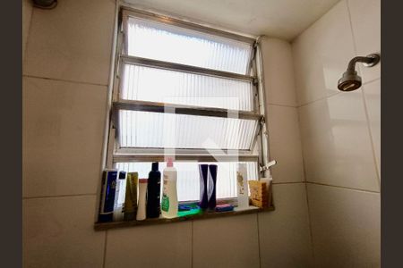 Apartamento para alugar com 144m², 4 quartos e 1 vaga Apartamento para alugar com 144m², 4 quartos e 1 vagaBanheiro social