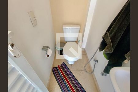 Apartamento para alugar com 144m², 4 quartos e 1 vaga Apartamento para alugar com 144m², 4 quartos e 1 vagaBanheiro serviço