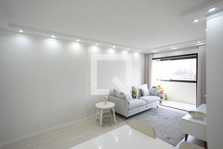 Sala de apartamento à venda com 3 quartos, 75m² em Vila Firmiano Pinto, São Paulo