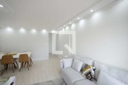 Sala de apartamento à venda com 3 quartos, 75m² em Vila Firmiano Pinto, São Paulo