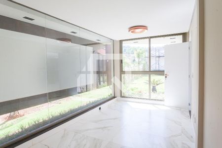 sala de visitas de casa de condomínio à venda com 5 quartos, 450m² em Alphaville - Lagoa dos Ingleses, Nova Lima