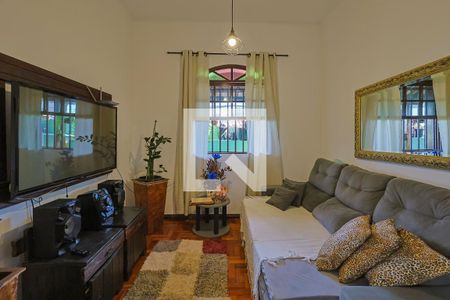 Sala  de casa à venda com 6 quartos, 300m² em Padre Eustáquio, Belo Horizonte