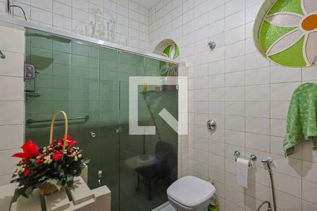 Banheiro de casa à venda com 6 quartos, 300m² em Padre Eustáquio, Belo Horizonte