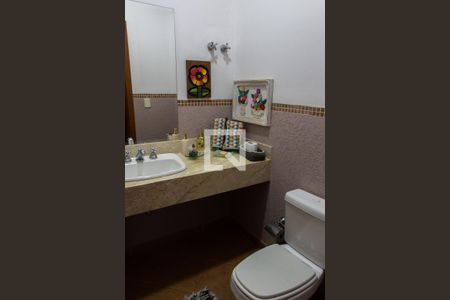 LAVABO de casa de condomínio para alugar com 5 quartos, 500m² em Vila Hollândia, Campinas