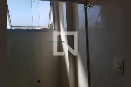 Banheiro do Quarto 1 de apartamento para alugar com 3 quartos, 100m² em Parque Recreio, Contagem