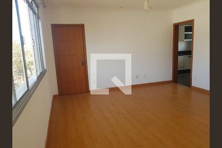 Sala de apartamento para alugar com 3 quartos, 100m² em Parque Recreio, Contagem