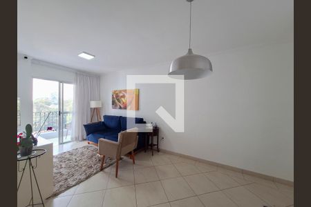 Sala de apartamento à venda com 3 quartos, 74m² em Vila Romero, São Paulo