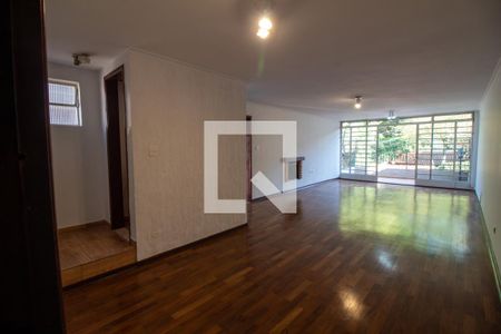 Sala de casa para alugar com 3 quartos, 210m² em Brooklin, São Paulo