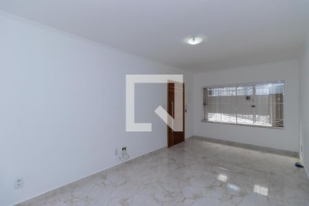 Sala de casa para alugar com 4 quartos, 400m² em Vila Mazzei, São Paulo