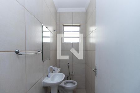 Lavabo de casa para alugar com 4 quartos, 400m² em Vila Mazzei, São Paulo