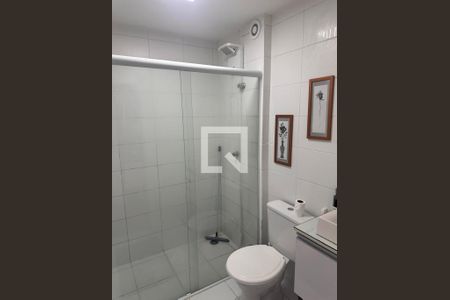 Banheiro de apartamento para alugar com 2 quartos, 52m² em Conjunto Habitacional Brás Cubas, Mogi das Cruzes