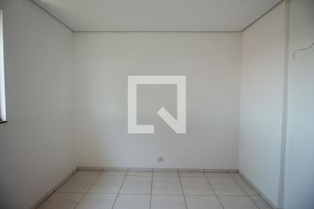 Quarto 1 de apartamento para alugar com 2 quartos, 75m² em Itaim Paulista, São Paulo