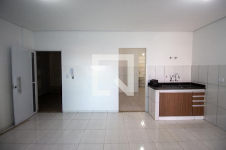 Sala de apartamento para alugar com 2 quartos, 75m² em Itaim Paulista, São Paulo