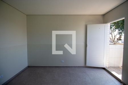 Quarto 1 de apartamento para alugar com 2 quartos, 80m² em Itaim Paulista, São Paulo