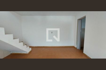 Sala de casa para alugar com 1 quarto, 44m² em Vila Apiai, Santo André