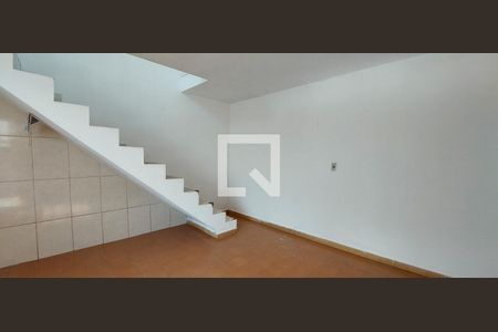 Sala de casa para alugar com 1 quarto, 44m² em Vila Apiai, Santo André