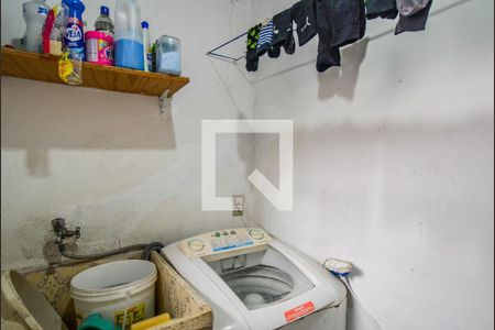 Casa à venda com 210m², 4 quartos e 2 vagas Casa à venda com 210m², 4 quartos e 2 vagasÁrea de Serviço