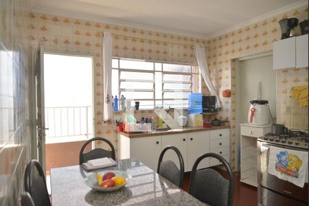 Cozinha de casa à venda com 4 quartos, 210m² em Vila Apiai, Santo André