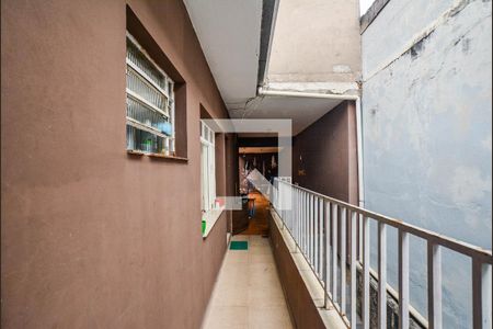 Casa à venda com 210m², 4 quartos e 2 vagas Casa à venda com 210m², 4 quartos e 2 vagasQuintal