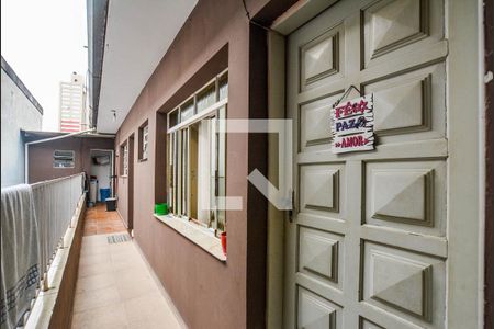 Casa à venda com 210m², 4 quartos e 2 vagas Casa à venda com 210m², 4 quartos e 2 vagasCasa 1