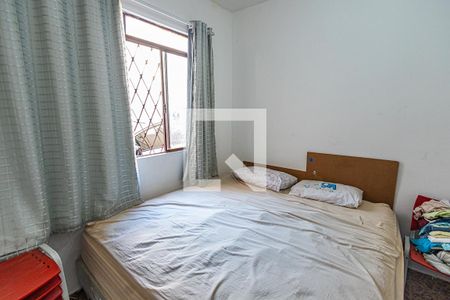 Quarto 2 de casa à venda com 6 quartos, 360m² em Guarani, Belo Horizonte