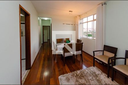 Sala de apartamento à venda com 3 quartos, 200m² em Padre Eustáquio, Belo Horizonte