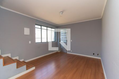 Sala de casa para alugar com 3 quartos, 130m² em Jardim Vila Formosa, São Paulo