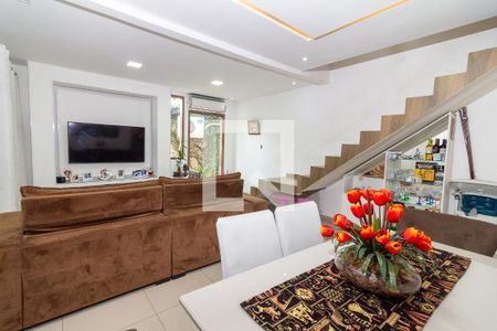 Sala 1 de casa à venda com 4 quartos, 350m² em Irajá, Rio de Janeiro