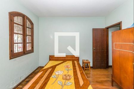 Casa à venda com 5 quartos, 384m² em Barreiro, Belo Horizonte