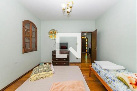 Casa à venda com 5 quartos, 384m² em Barreiro, Belo Horizonte