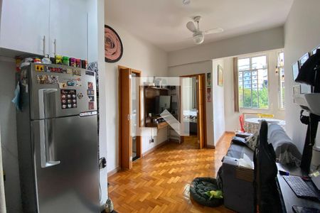 Apartamento à venda com 37m², 1 quarto e sem vagaSala