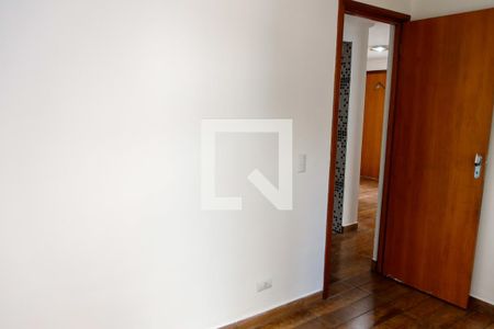 Quarto 2 de apartamento para alugar com 2 quartos, 45m² em Conceição, Osasco