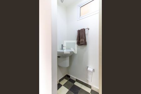 Lavabo de apartamento para alugar com 2 quartos, 54m² em Perdizes, São Paulo