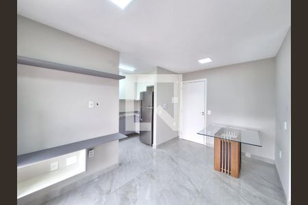 Sala de apartamento à venda com 2 quartos, 55m² em Vila Anastácio, São Paulo