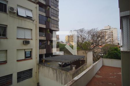 Sala - Vista de apartamento à venda com 2 quartos, 64m² em Independência, Porto Alegre