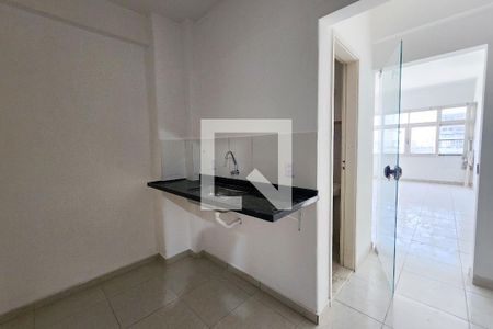 Cozinha de apartamento para alugar com 1 quarto, 30m² em Centro, Rio de Janeiro