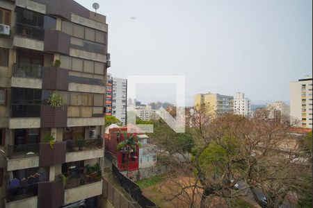 Quarto 1 - Suíte/Vista de apartamento à venda com 2 quartos, 64m² em Independência, Porto Alegre